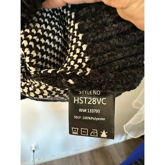 Vici Women's Black Polyester Long Sleeve Crew Neck Pullover Sweater Size Small - Picture 5 of 6